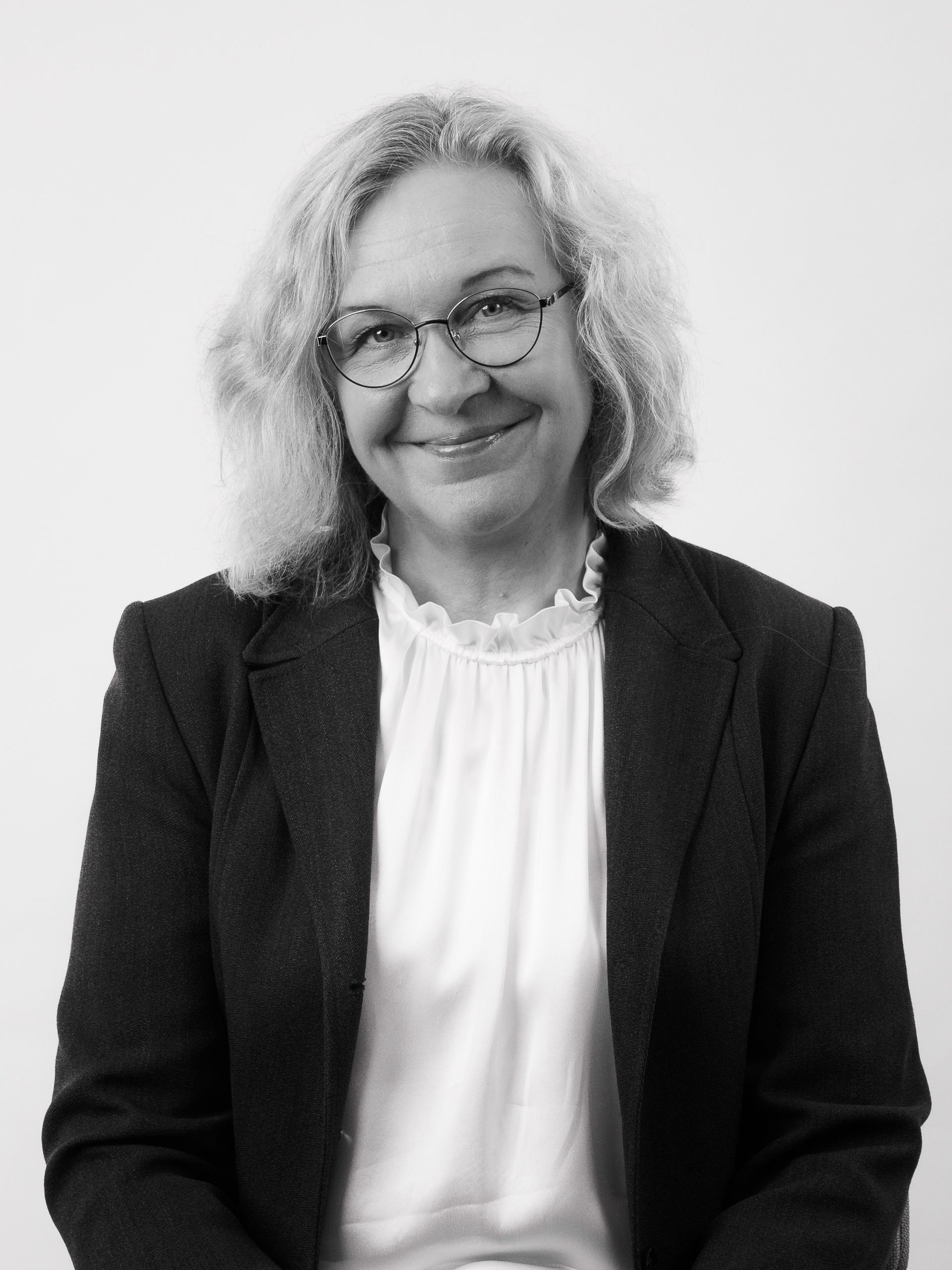 Dr. Sari Häkkinen